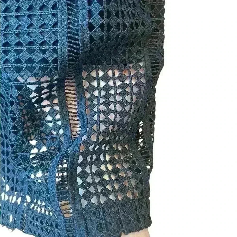 CLASSIQUES ENTIER Black Crochet Lace Overlay Pencil Midi Skirt Size 4P. - Picture 3 of 12